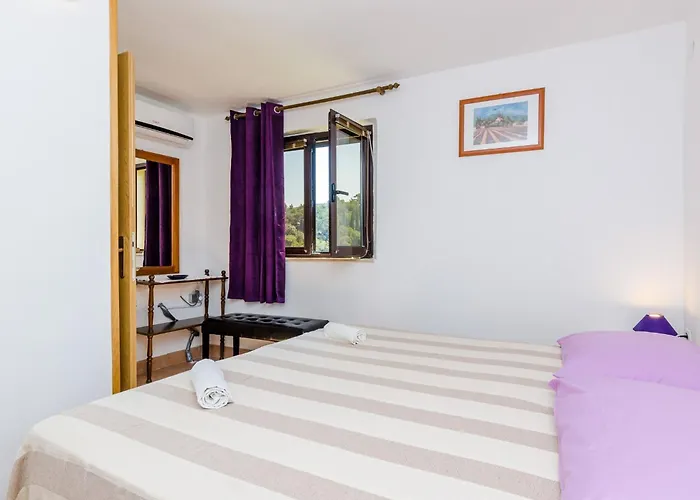 Lägenhet & Mihajica- Two Bedroom With Balcony And Sea View Cavtat